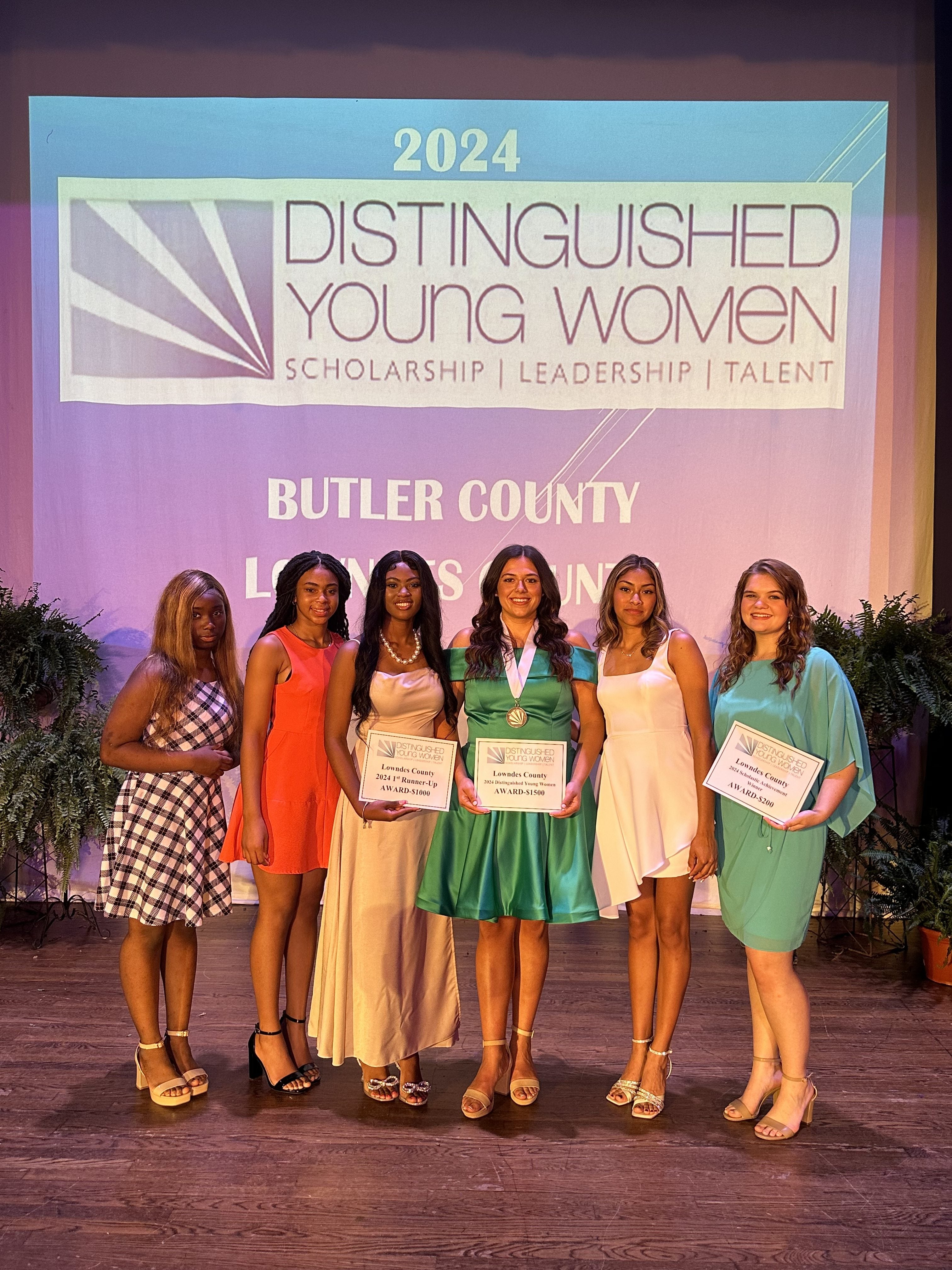Distinguished Young Women Scholarship